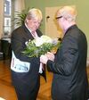 Henning Homann (MdL) gratuliert Dieter Greysinger